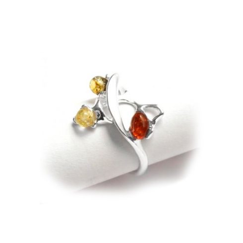 Silver Ring with Amber Stone R7382